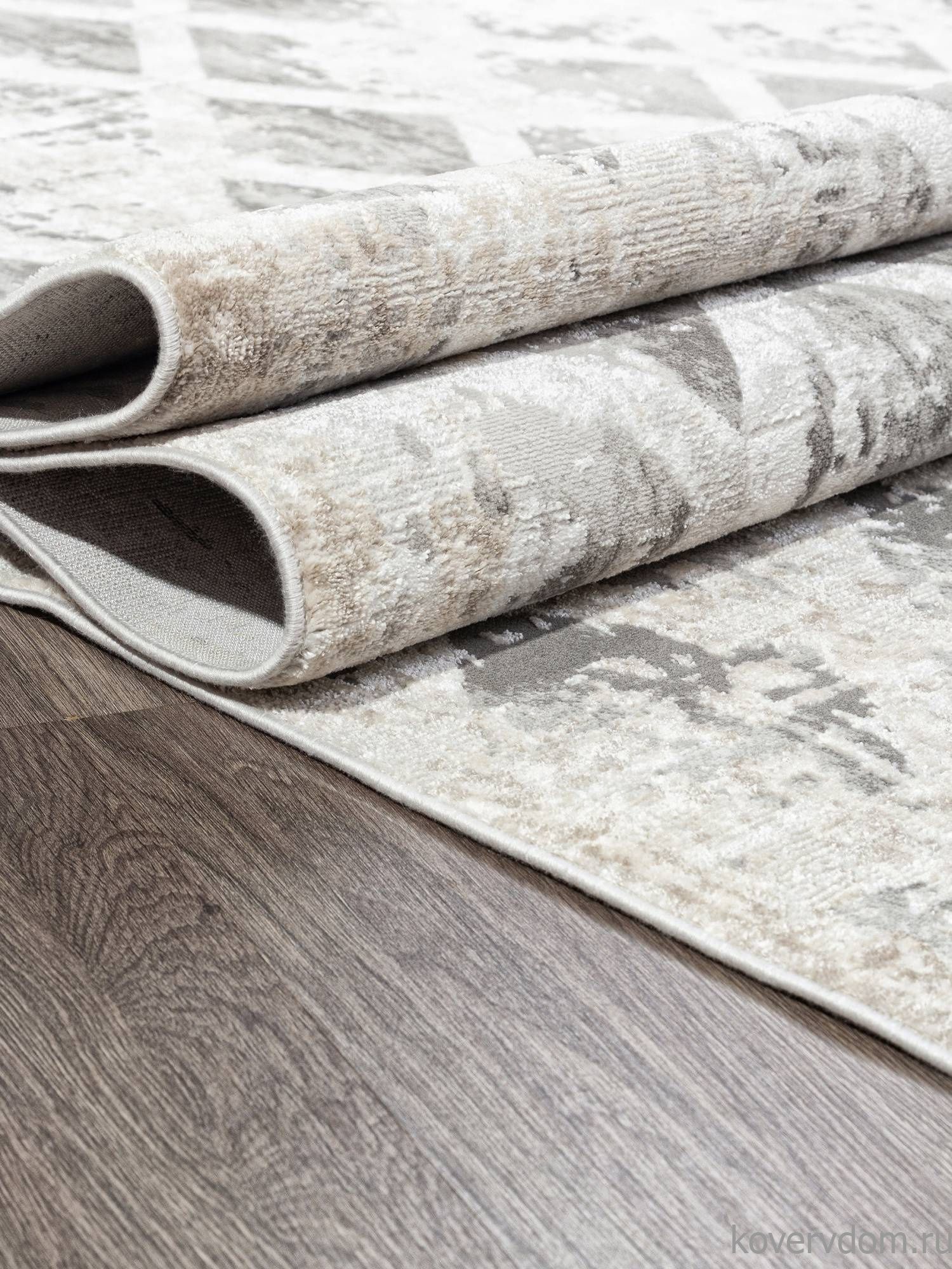 Ковер KIRKE 02951A BEIGE / CREAM Ковер KIRKE 02951A BEIGE / CREAM